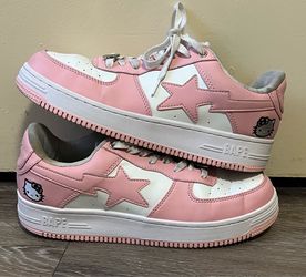 BAPE STA x Hello Kitty Sneakers Size: Men's 9.5  Women’s 11 Sold Out Collab