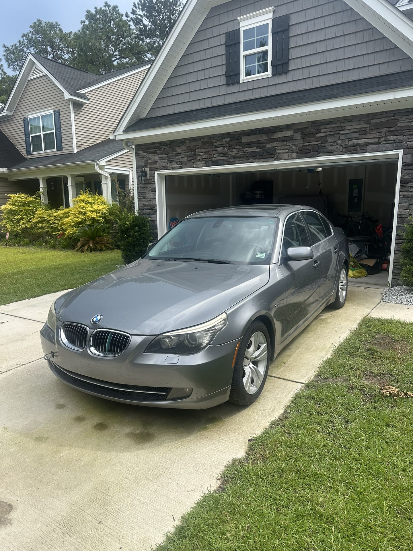 2009 BMW 528i