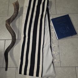 Large Turkish Wool Tallit, 29" Kudu Shofar & A Chumash