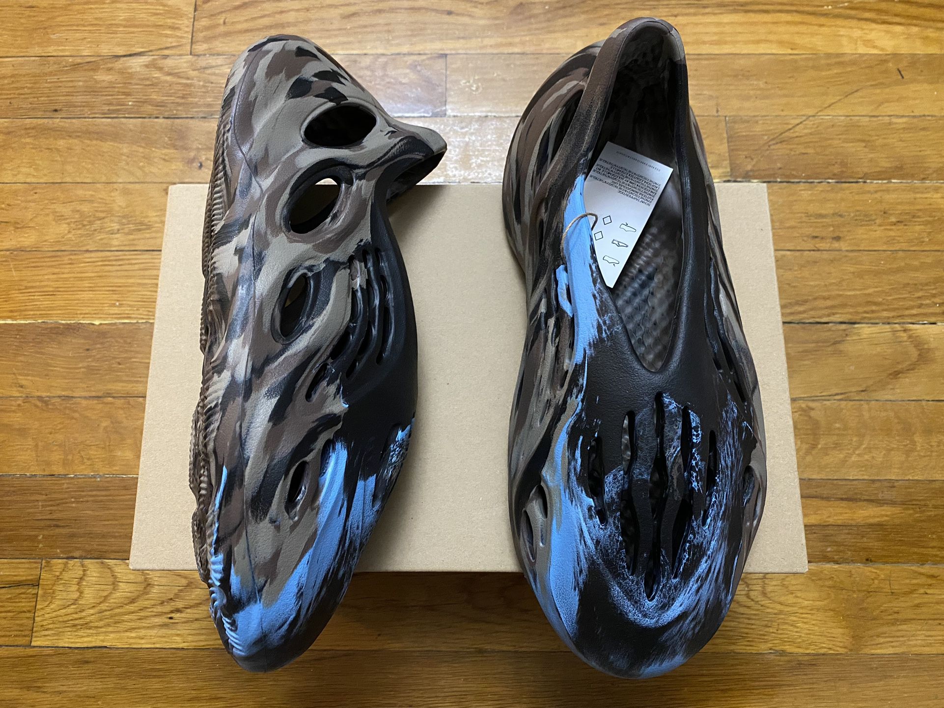 Size 10, 12 - Adidas Yeezy Foam Runner Mx Cinder Black/Gray