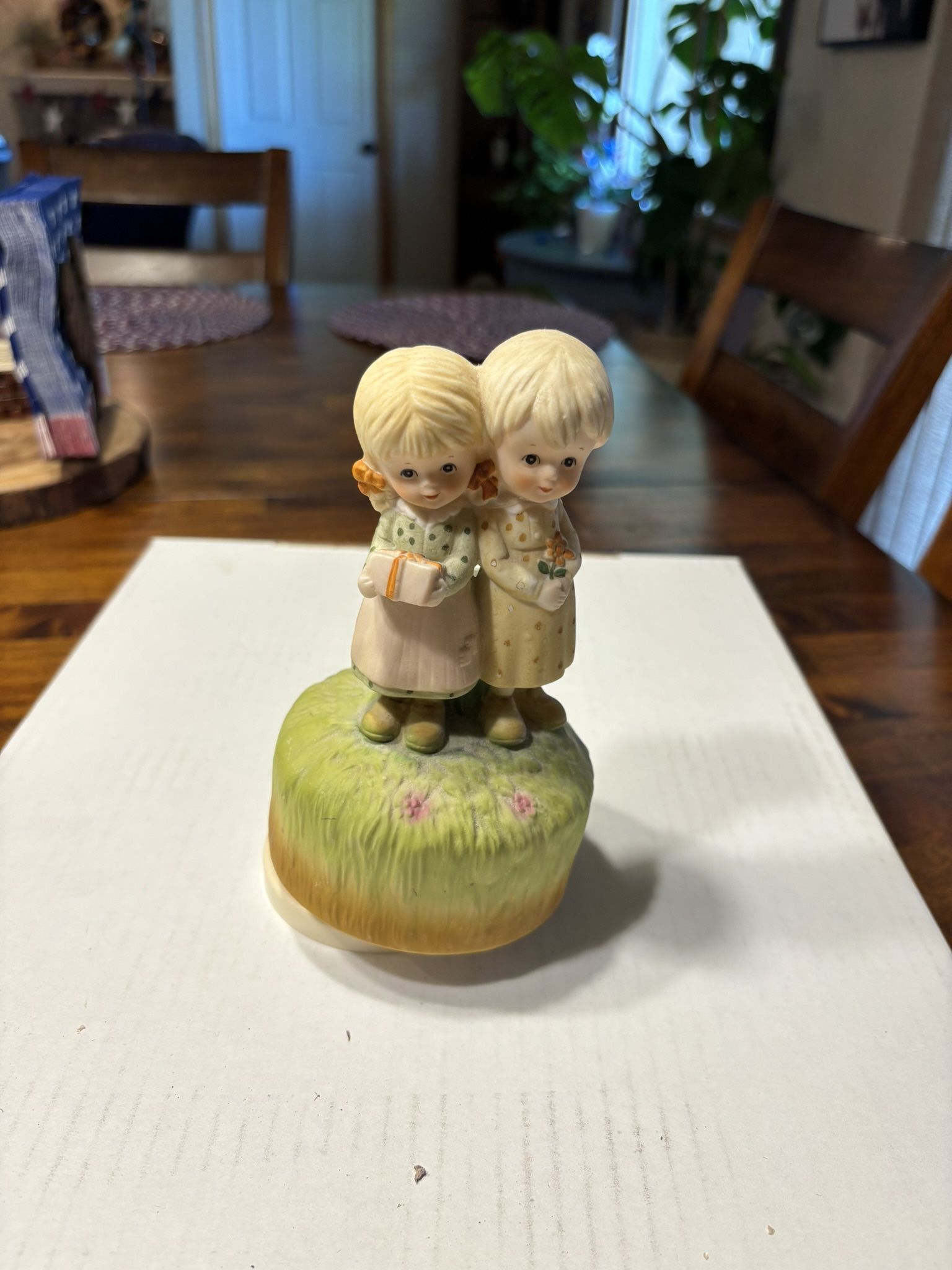 Vintage Sankyo Two Young Girls Music Box