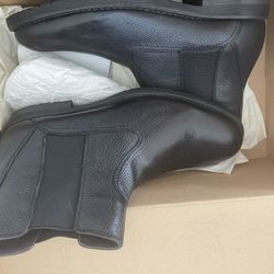 Bass Men Boots Size 11 New