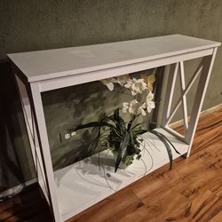 Entry Table   H 31"1/2, L 39"1/2, D 11"1/2( artificial Plant Not Included)