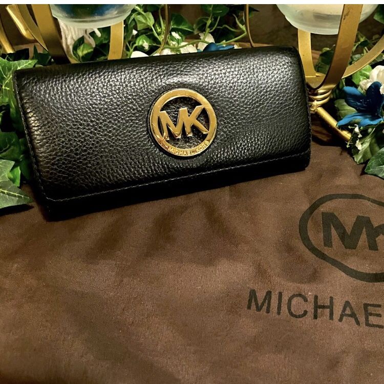 MICHAEL KORS Fulton Flap Continental Wallet