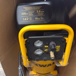 Dewalt Air Compresor 