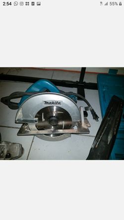 Chainsaw and chipping hammer