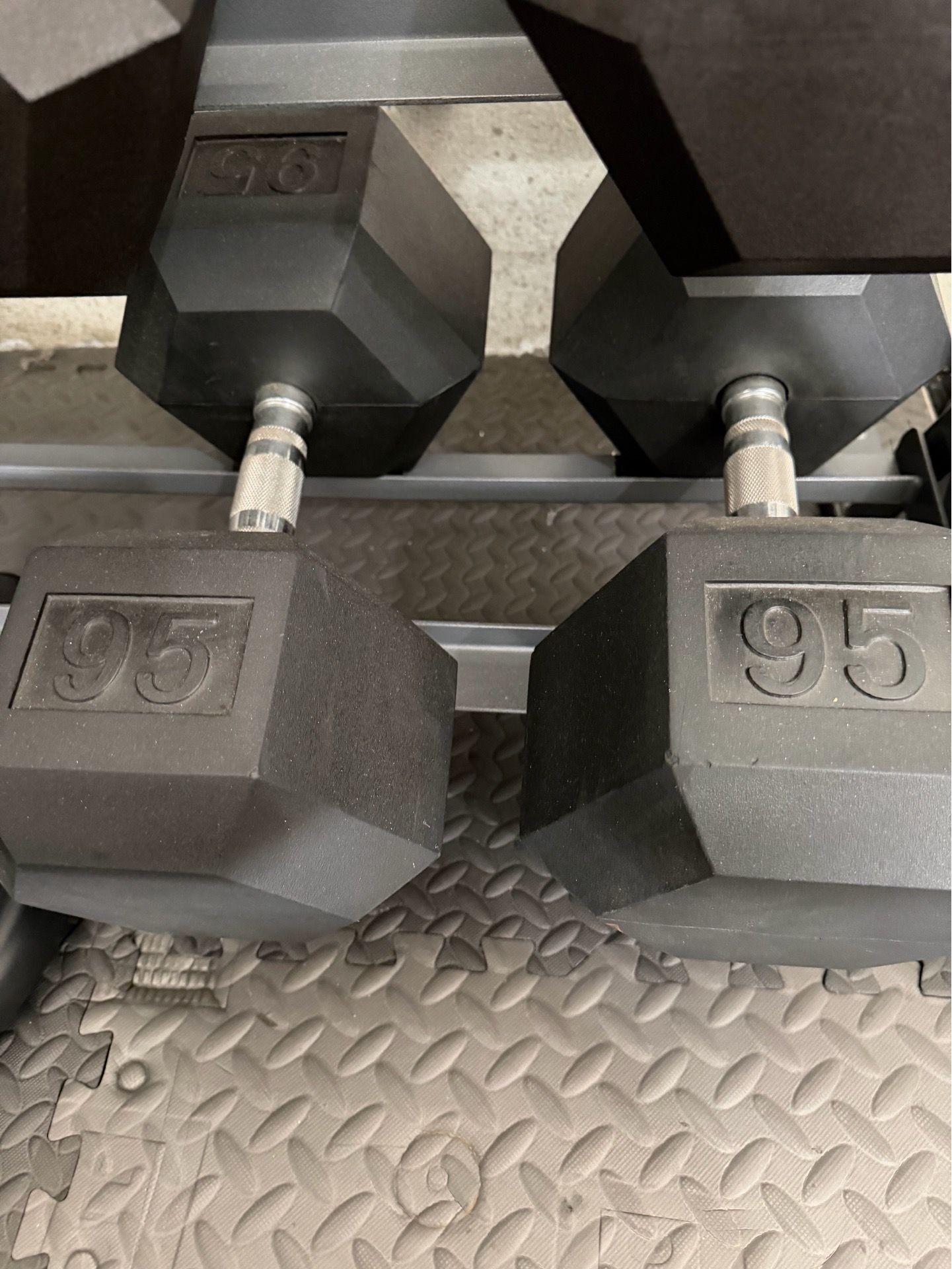 Barely used 95LB Hex rubber dumbbells