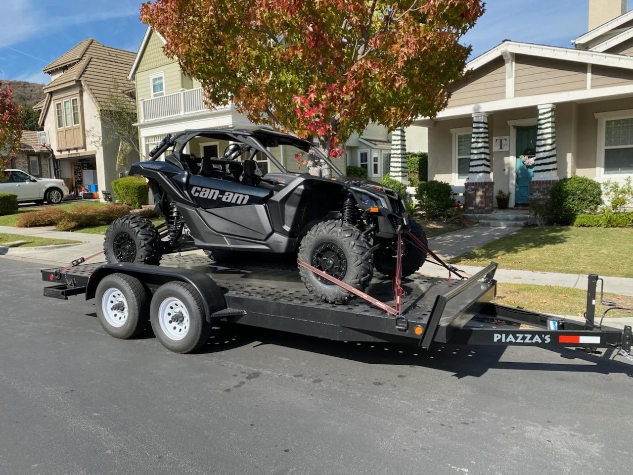 17' custom flatbed with front bumper stop. Steel deck + 4 Steel D rings on the sides. Stake pockets to add walls. Rent $150/ day.