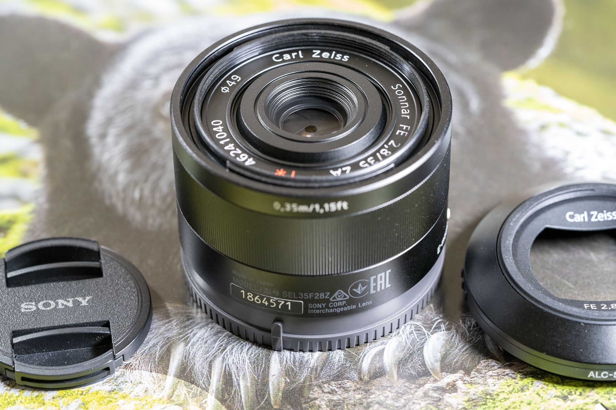 Sony FE 35mm Lens SEL35F28Z Sony FE 35mm Lens SEL35F28Z