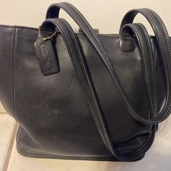Coach Vintage Black Leather Bucket Shoulder Bag