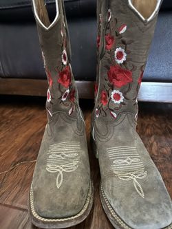Girls Boots Size 5