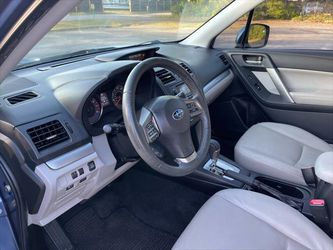 2015 Subaru Forester Thumbnail
