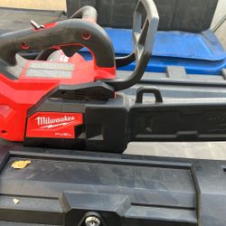 Chainsaw Milwaukee Fuel 14 New Tested 