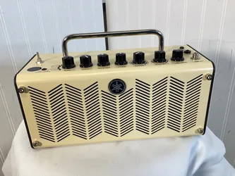Yamaha THR5 2x3" 10-watt Modeling Combo Amp