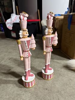 Two pink nutcrackers