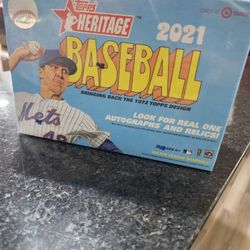 TOPPS Baseball