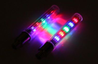 LED Color Changing Light Up Valve Stem Caps Bicycle Bike Wheel Tire 