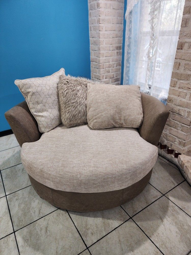 Round Chair And Couch