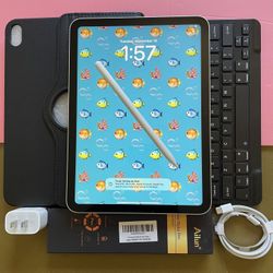 256gb Apple IPad 10th Generation (10.9” Liquid / 2022 model) with pen, keyboard, case & Accessories (warranty 2026)