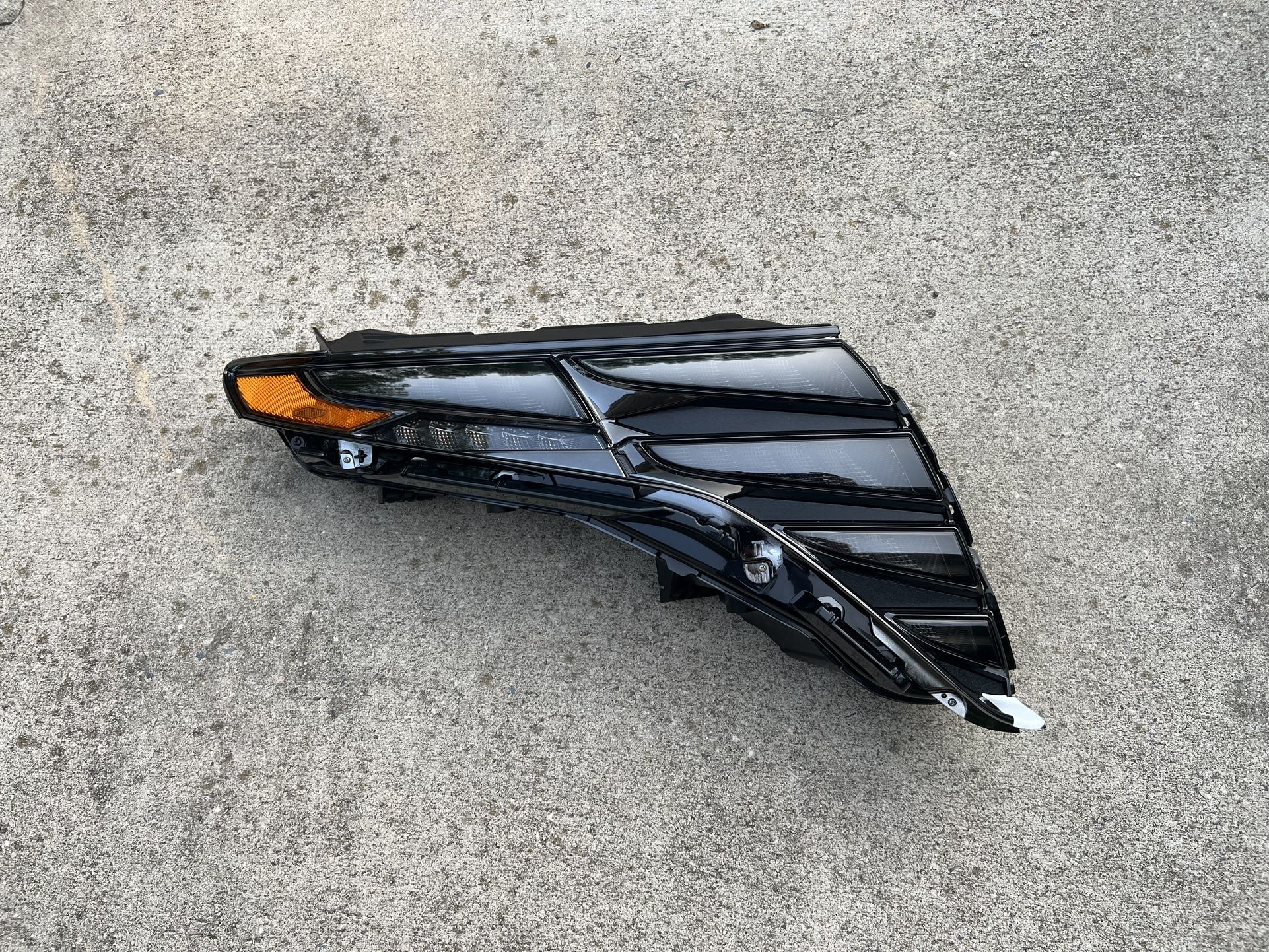 NEW Genuine OEM Passenger Side Daytime Running Lamp for 2022-2024 Hyundai Tucson