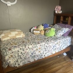 Twin Xl Frame With Mattress 