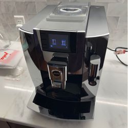 Jura Coffee Machine E8