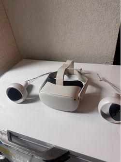 Meta Quest 2 256GB VR Headset + Controllers – Great Condition