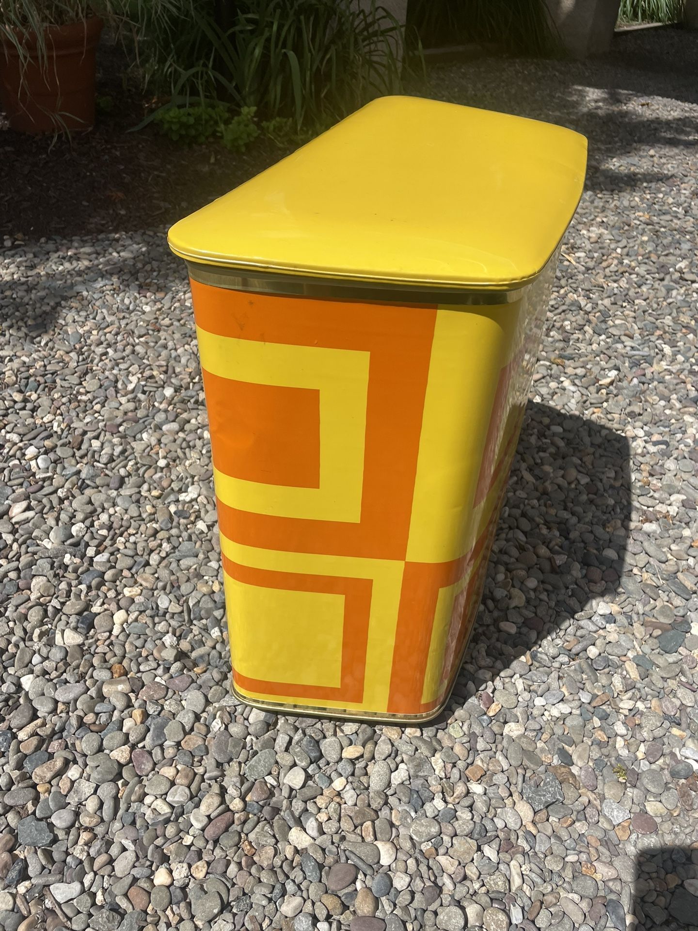 Mid Century Clothes Hamper 
