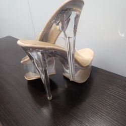 FASHION NOVA CLEAR NUDE SIZE 10