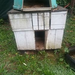 Cheap Chicken Coop Good Condition.