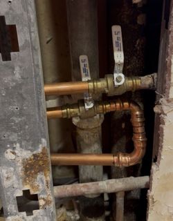 Drenaje .Calentador de agua .Water Heater . Toilets .Faucet. 🛠️