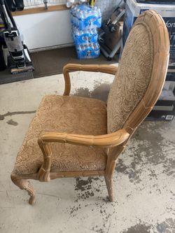 Single Chair