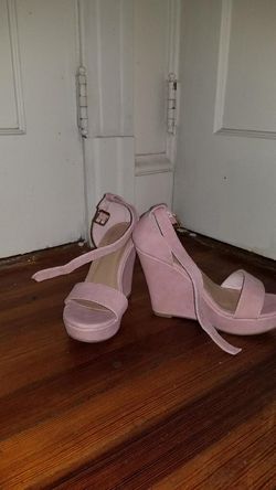 Pink wedge heels