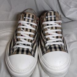 Burberry Sneakers