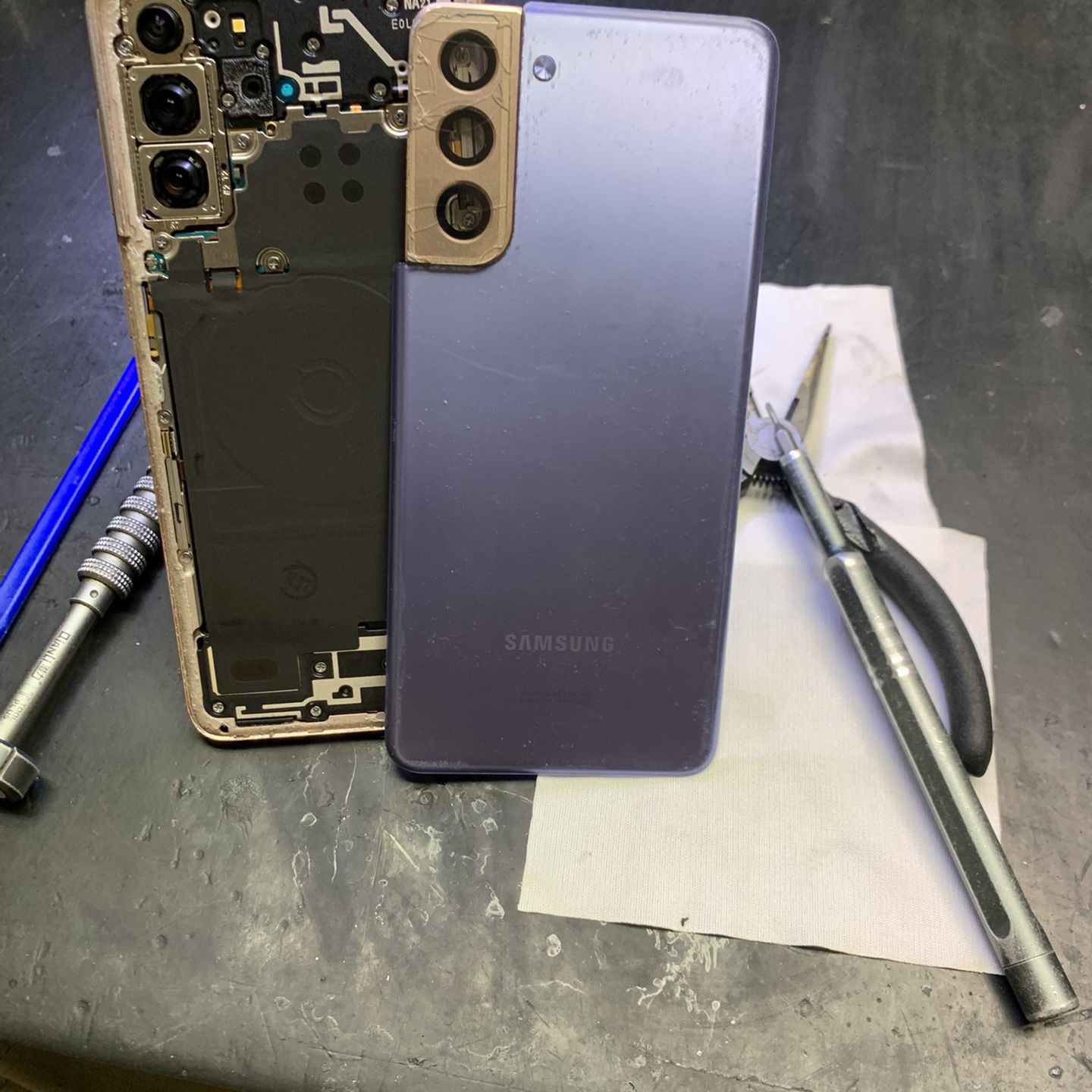 iPhone Screen Broken Back Glass Cracked Battery Replacement Samsung Galaxy Note 20 Ultra