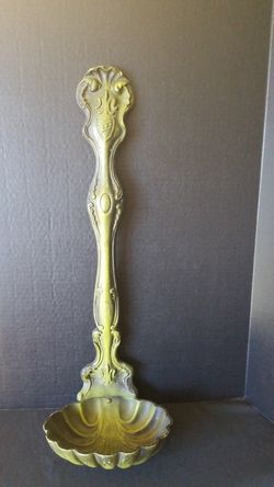 Vintage Royal Cast Metal 26 in Ladle