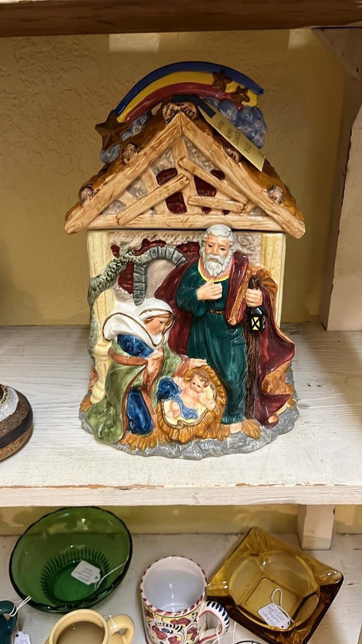 Vintage Nativity Cookie Jar