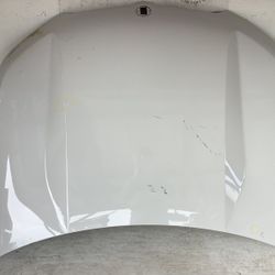 2023 2025 BMW X1 Hood (5)