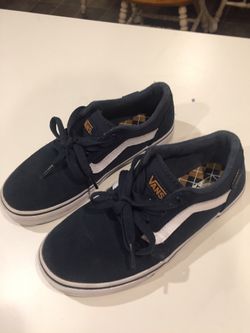 Vans boys size 2 NEW