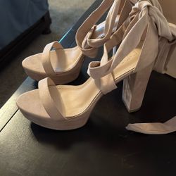 Tan Heels 