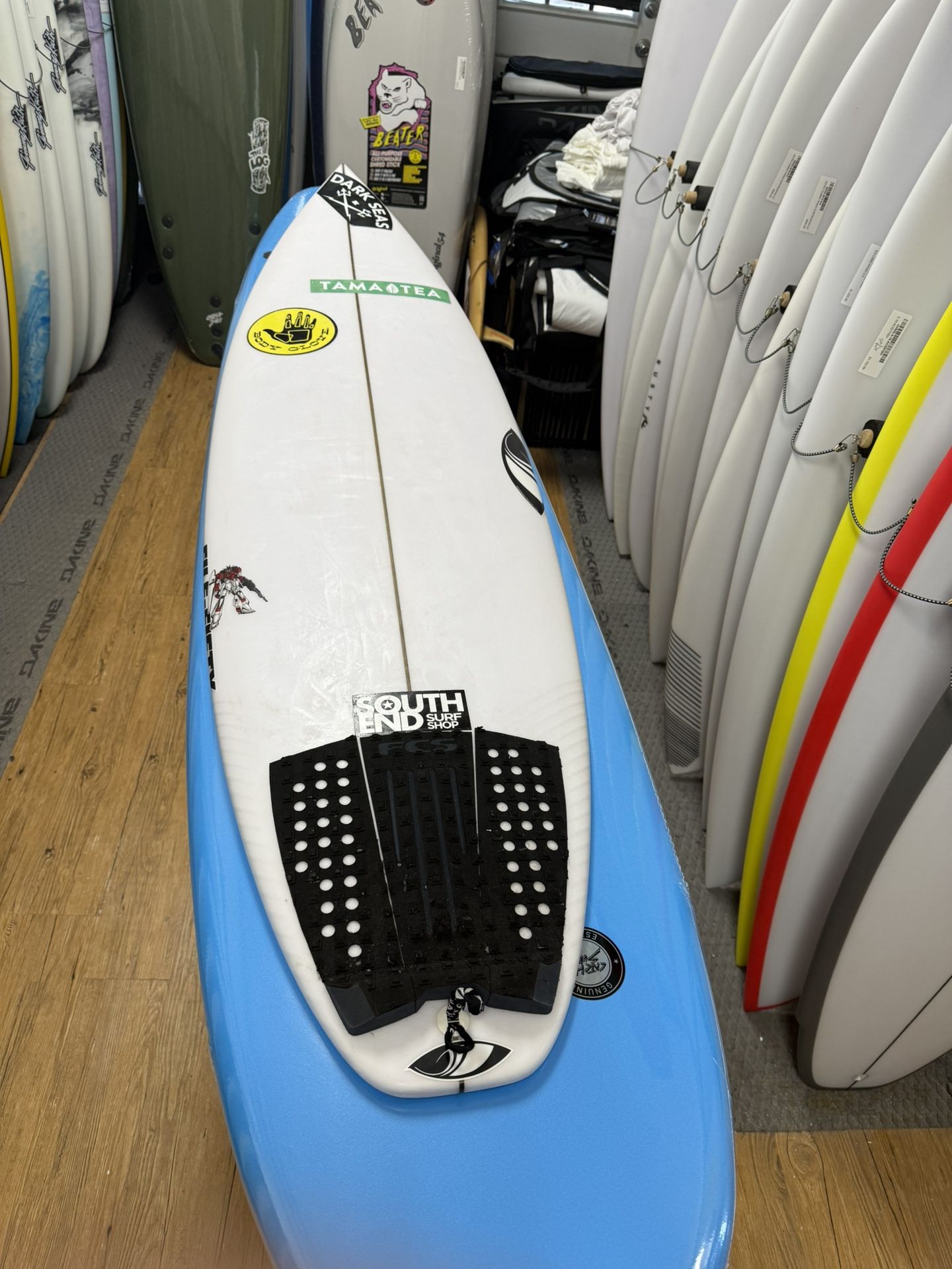 Lightly Used Sharpe Eye Surfboard 5,11 29.65L
