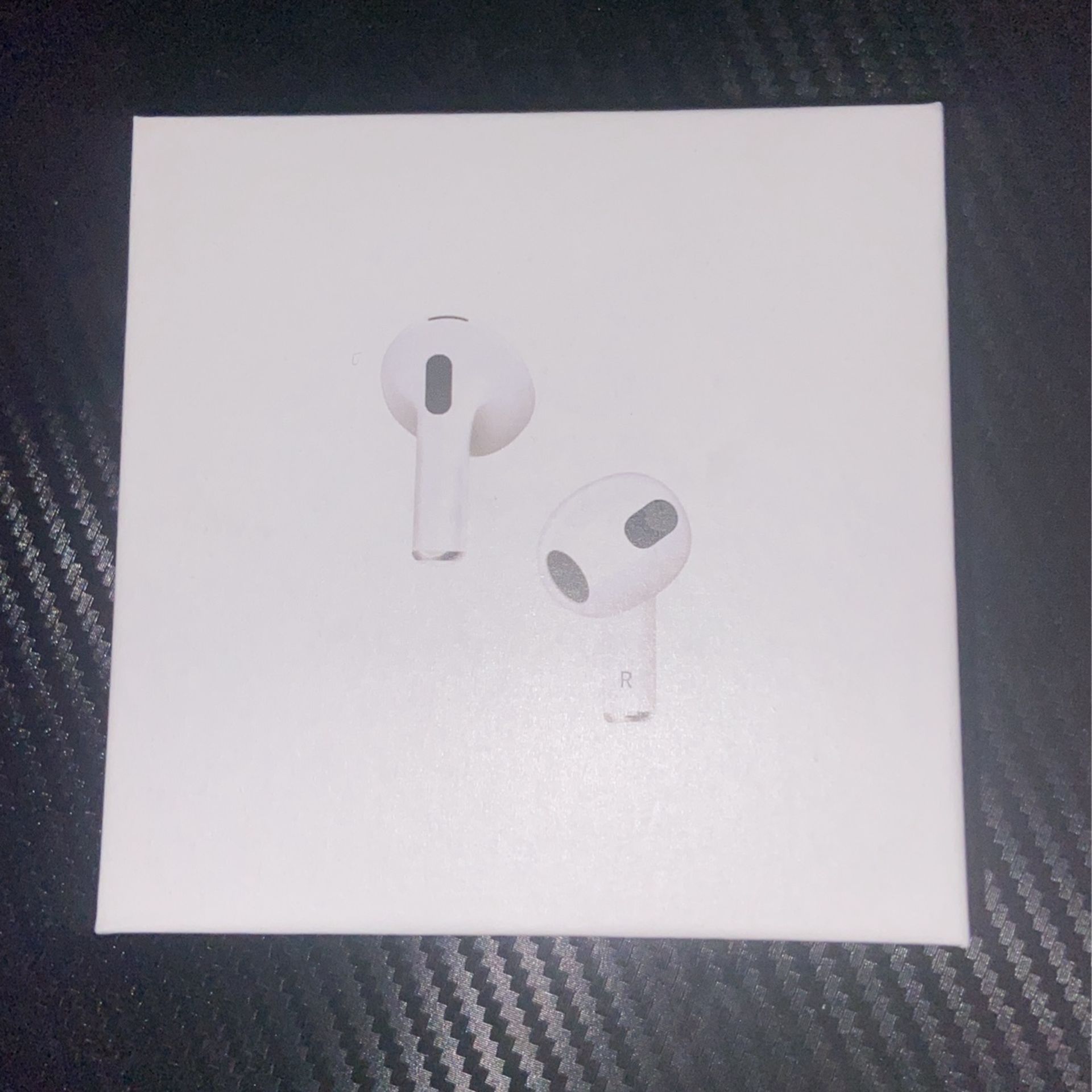 AirPods Gen 3 (NEW)