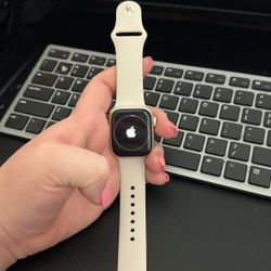 Apple Watch Series 7 