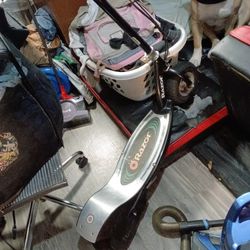 Razor Scooter E325 Have Charger And All Works Perfect Asking $50 Obo