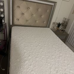 Full Size Bed Set With Dresser And Night Stand