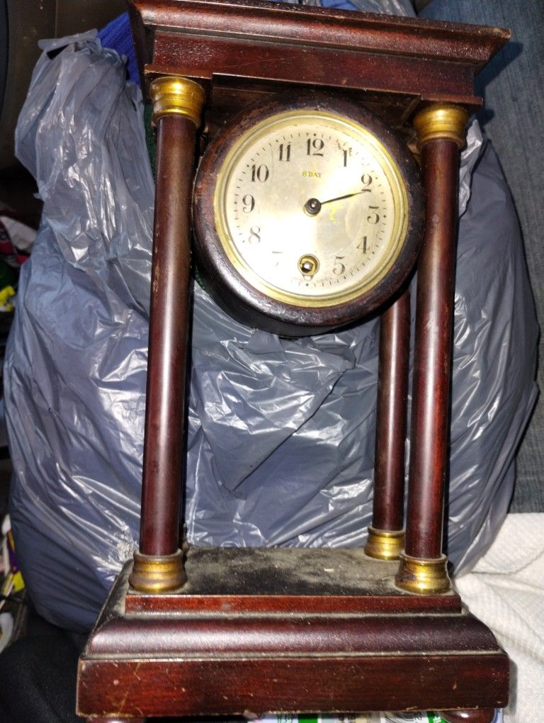 WW2 German Era GERMAN HAMBURG CLOCK.