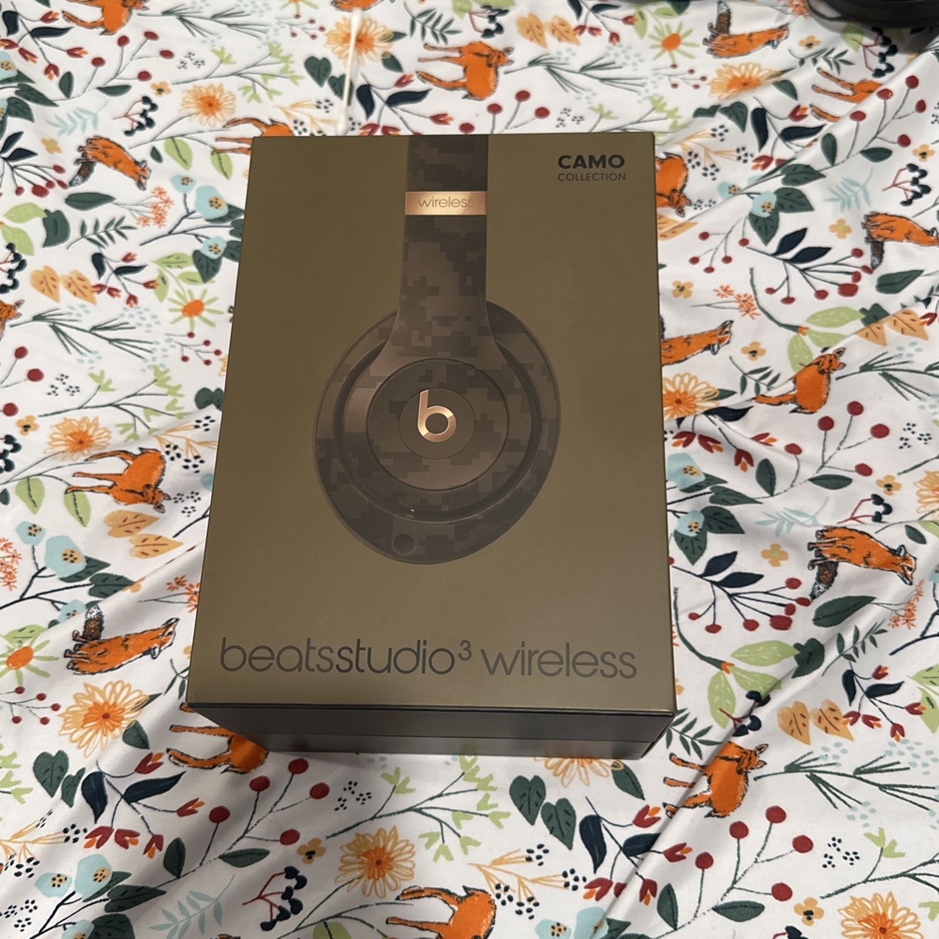 Beats Studio 3 Wireless Headphones CAMO Edition 