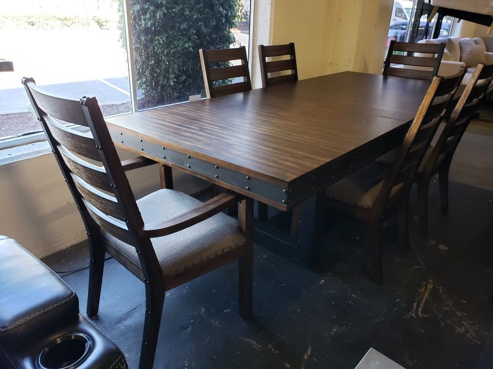 Large new 7pc dining room table set tax included