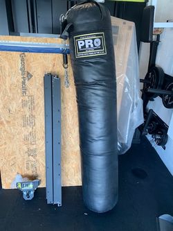 GYM Heavy bag - Mounting T Track and Mounting Slide