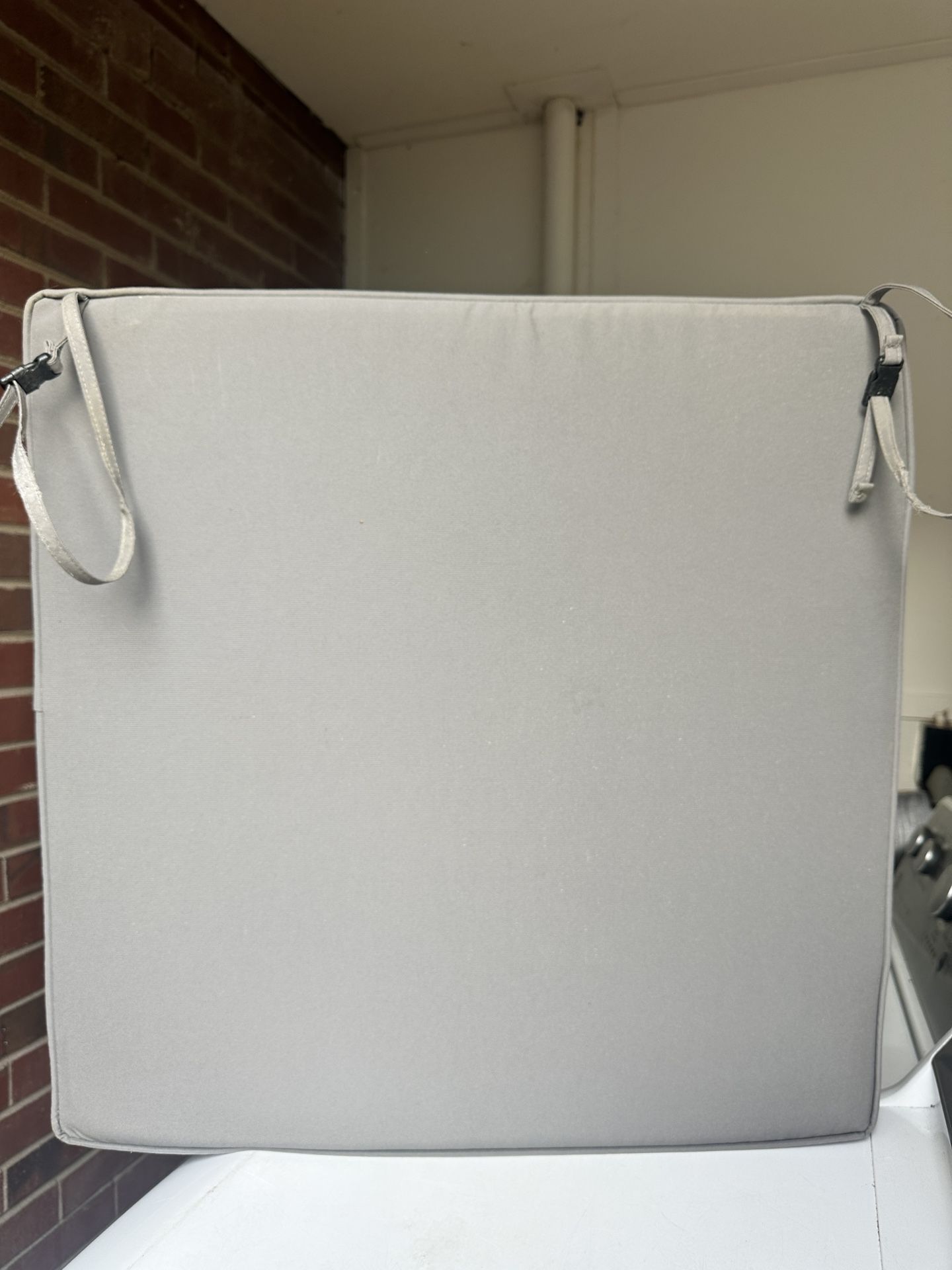 Set of Patio Chair Cushions (grey)